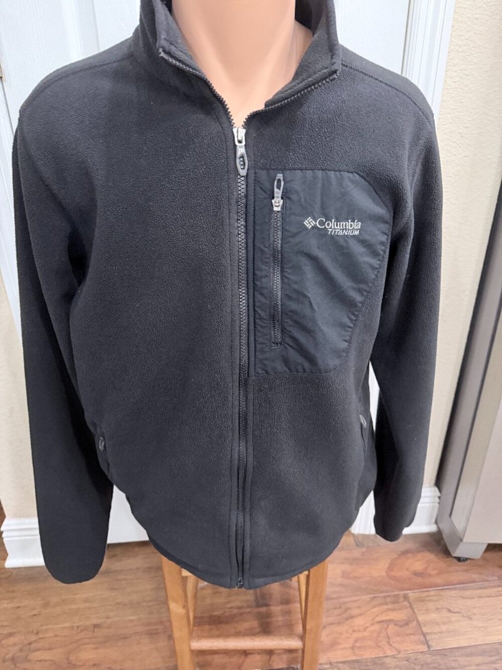 Columbia Titanium Polartec Black Full Zip Fleece Jacket Men’s M